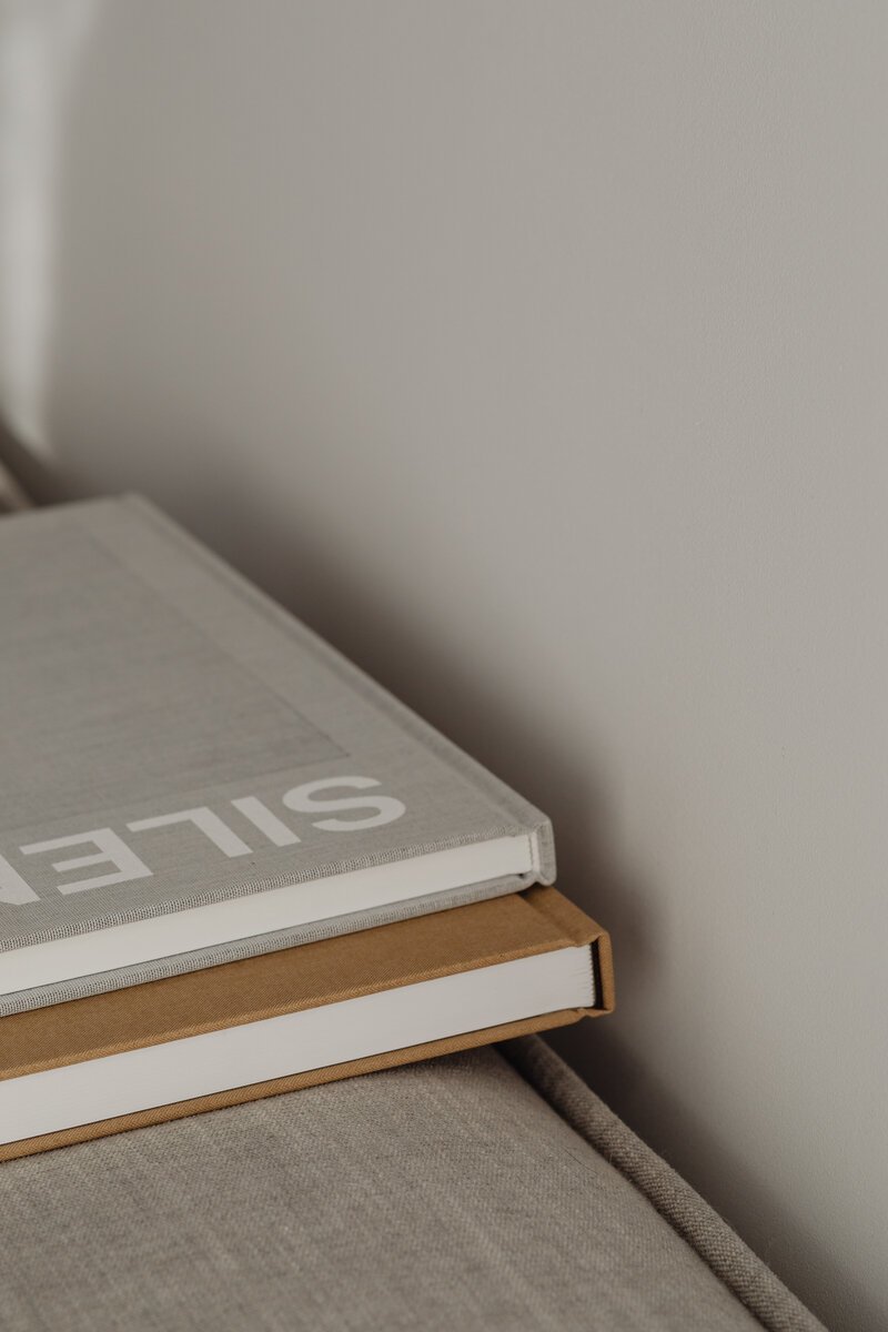 Aroma Diffuser and Candle